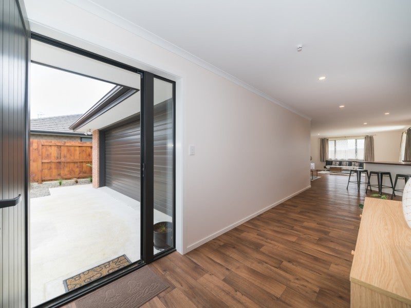 134 Johnstone Drive, Fitzherbert, Palmerston North - Carousel 2