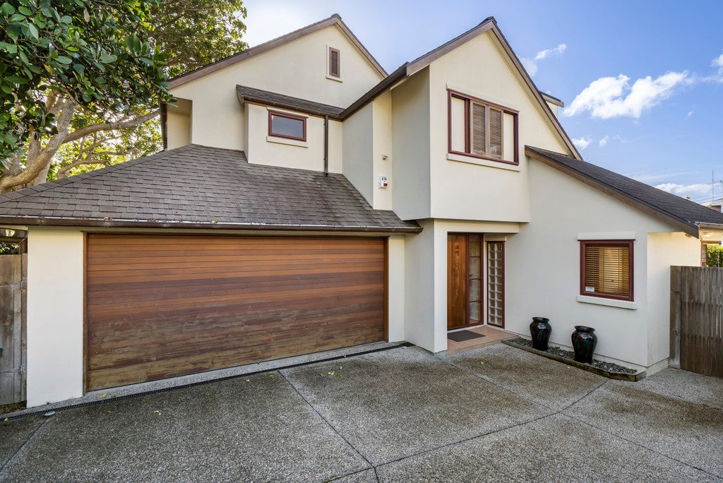 65A Beresford Street, Bayswater, Auckland - Carousel 1