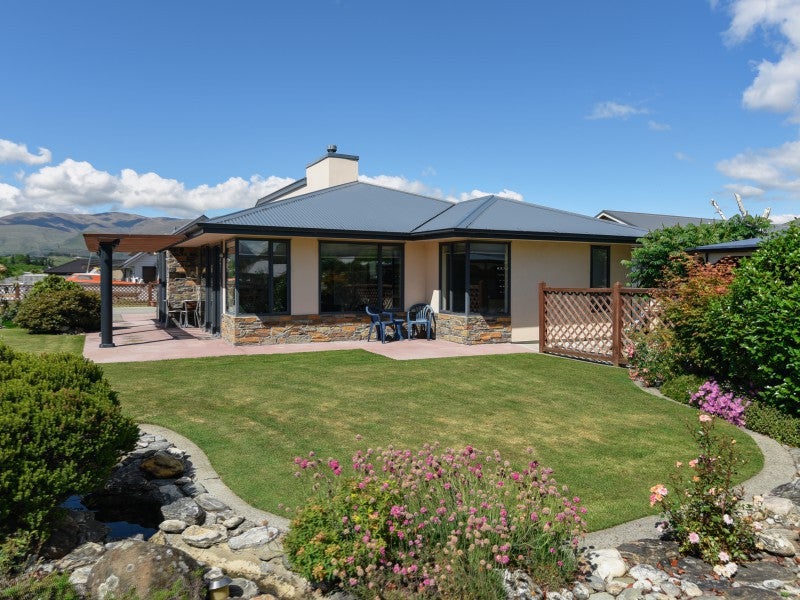 12 Mavora Road, Lake Hayes, Queenstown - Carousel 2