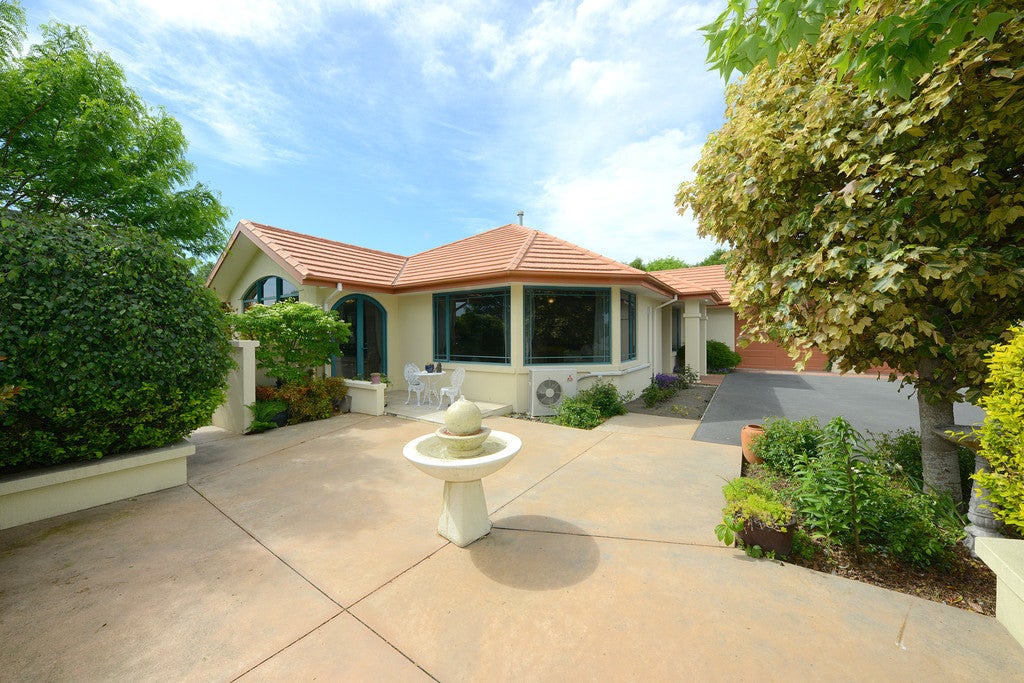 60 Aylsham Lane, Casebrook, Christchurch - Carousel 2