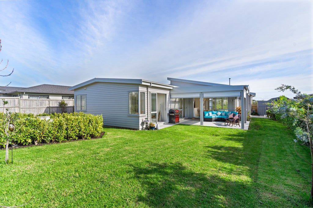 31 Mahutonga Avenue, Beachlands, Auckland - Carousel 2