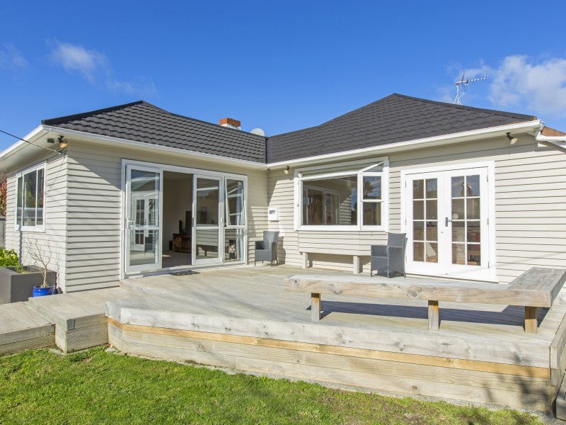 9 Nile Street, Waterloo, Lower Hutt - Carousel 2