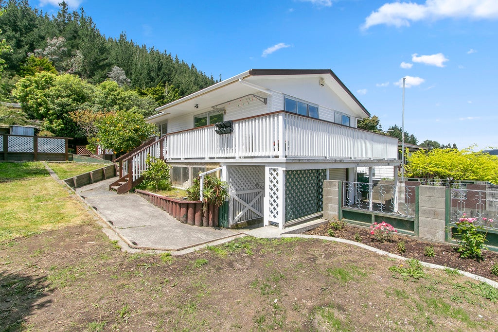 52 Trelawney Road, Wainuiomata, Lower Hutt - Carousel 1