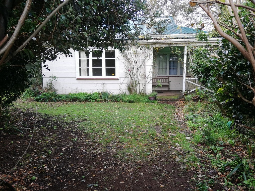 208 Pyke Road, Rangiotu, Palmerston North - Carousel 1