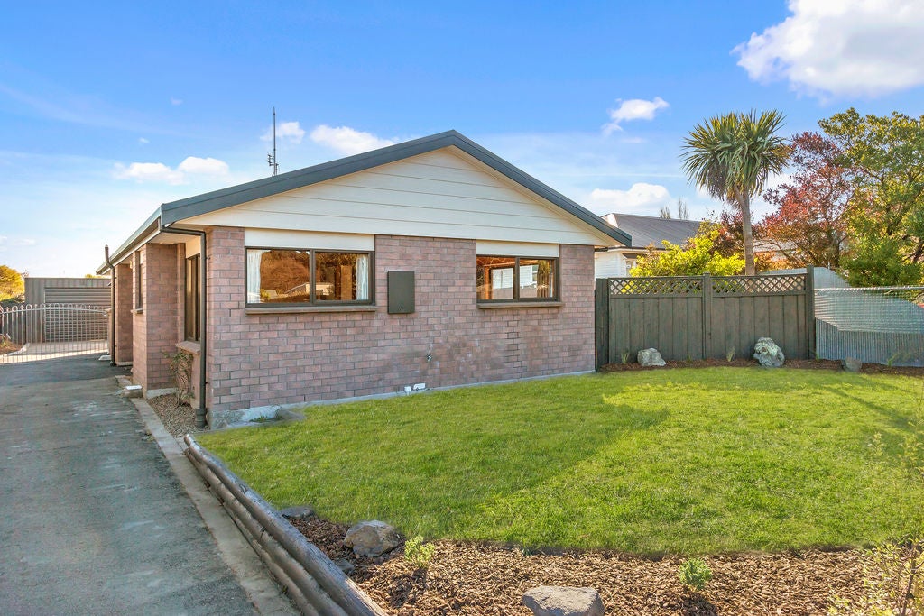 324 Keyes Road, New Brighton, Christchurch - Carousel 1