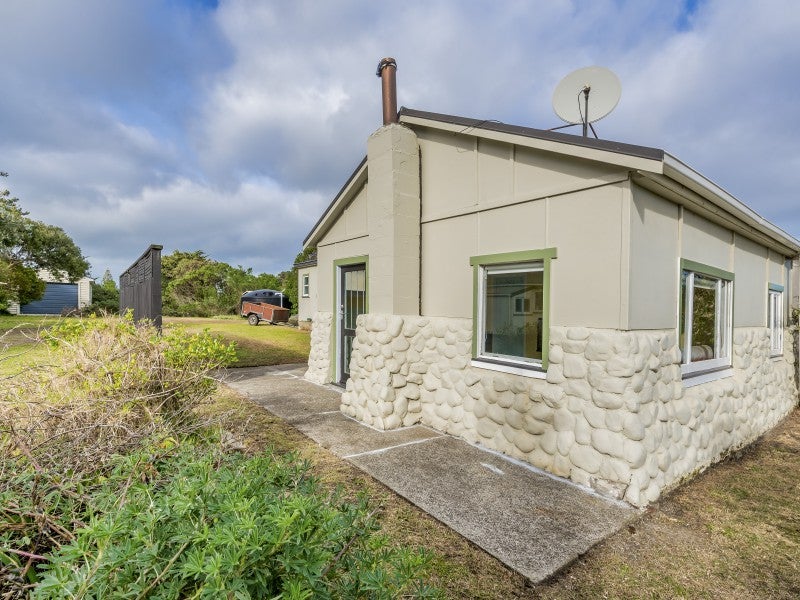106 Kahukura Avenue, Waitarere Beach, Levin - Carousel 16