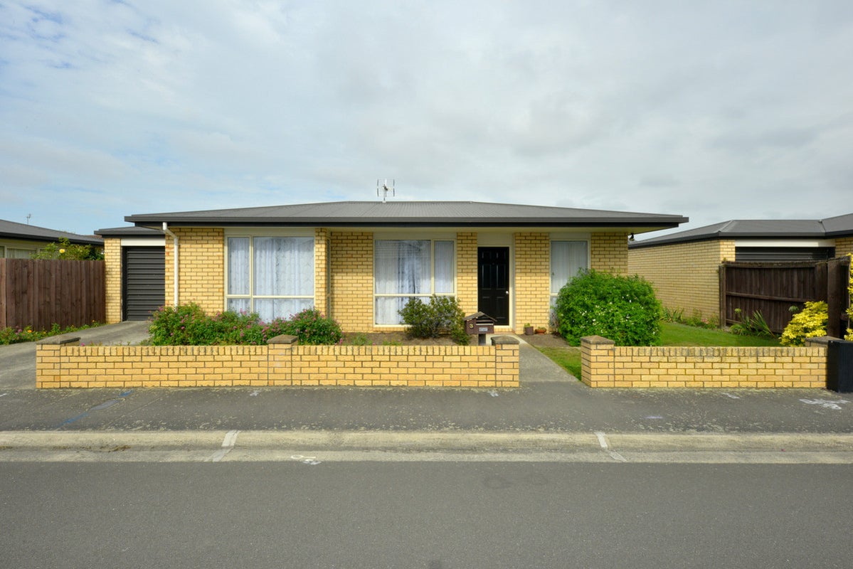 7/13 Sylvan Street, Hillmorton, Christchurch - Carousel 1