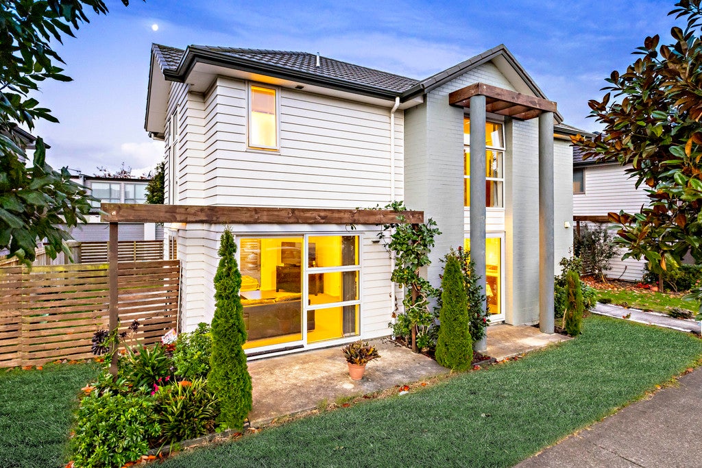 19 Arion Road, Takanini, Auckland - Carousel 2