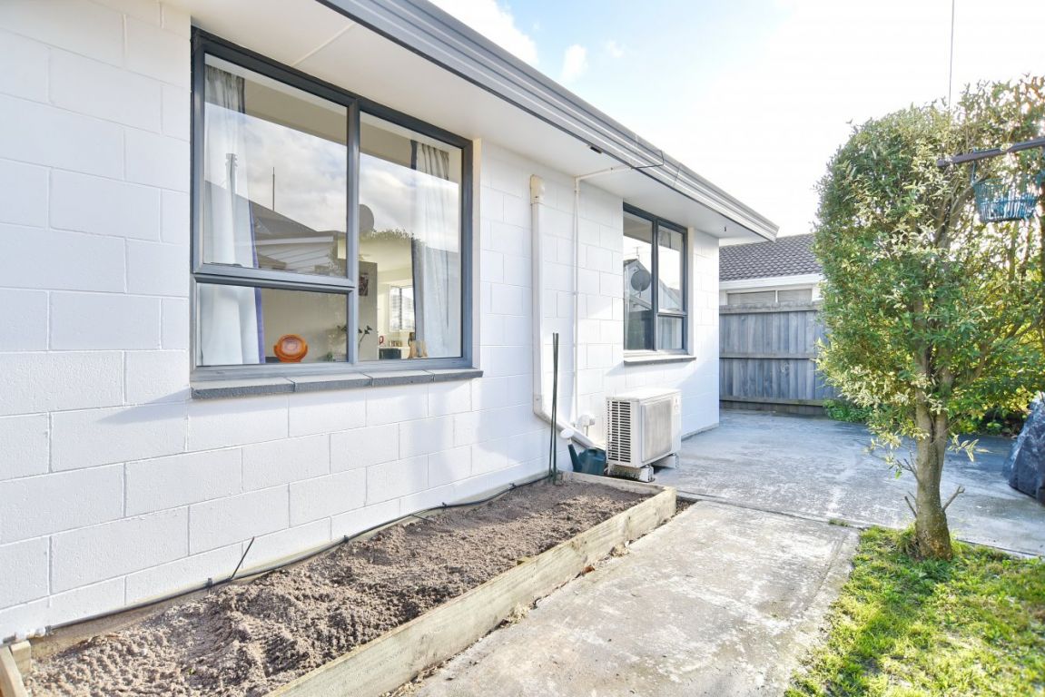 2/14 Spencer Street, Addington, Christchurch - Carousel 12