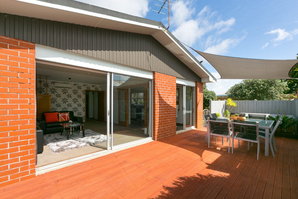 66 Record Street, Fitzroy, New Plymouth - Carousel 1