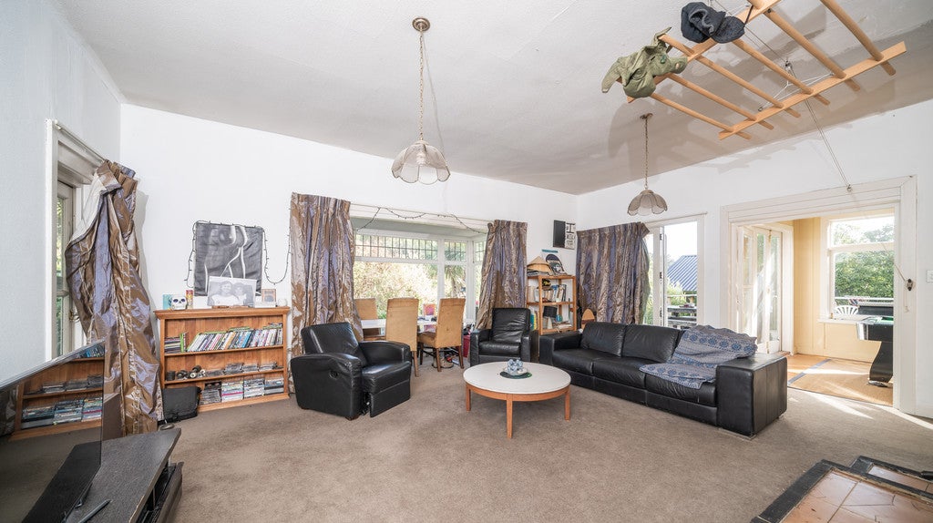 14 Evans Pass Road, Sumner, Christchurch - Carousel 2