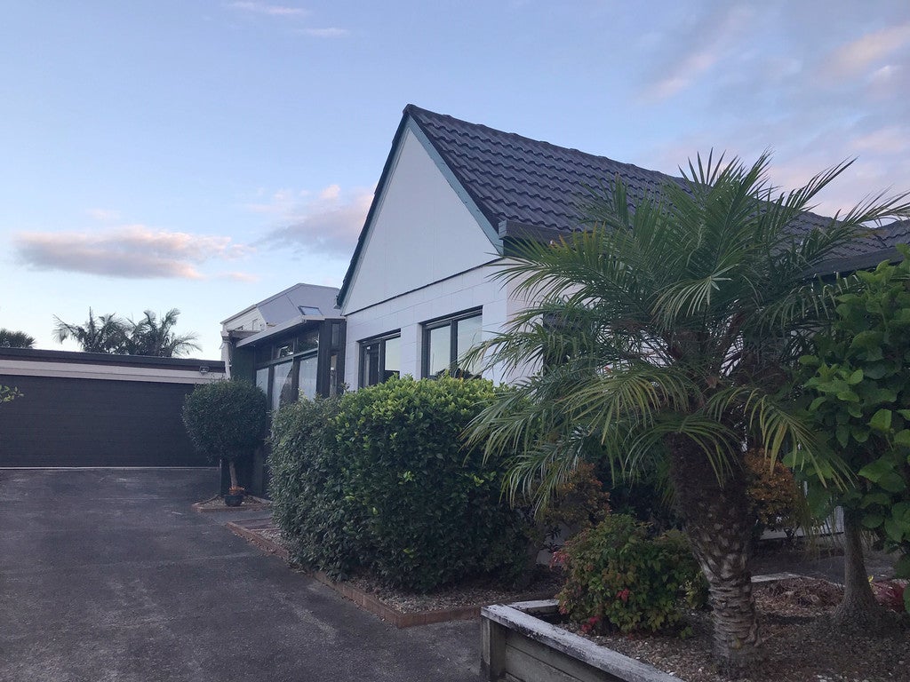 29 Stanniland Street, Sunnyhills, Auckland - Carousel 1