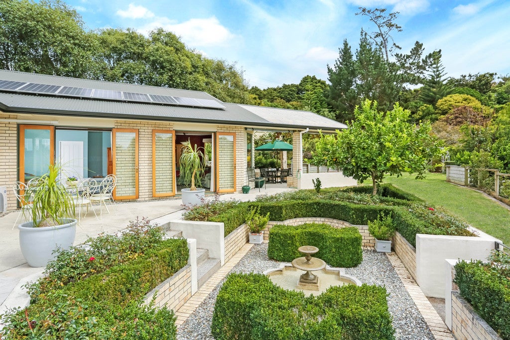 148 Polo Prince Drive, Alfriston, Auckland - Carousel 2