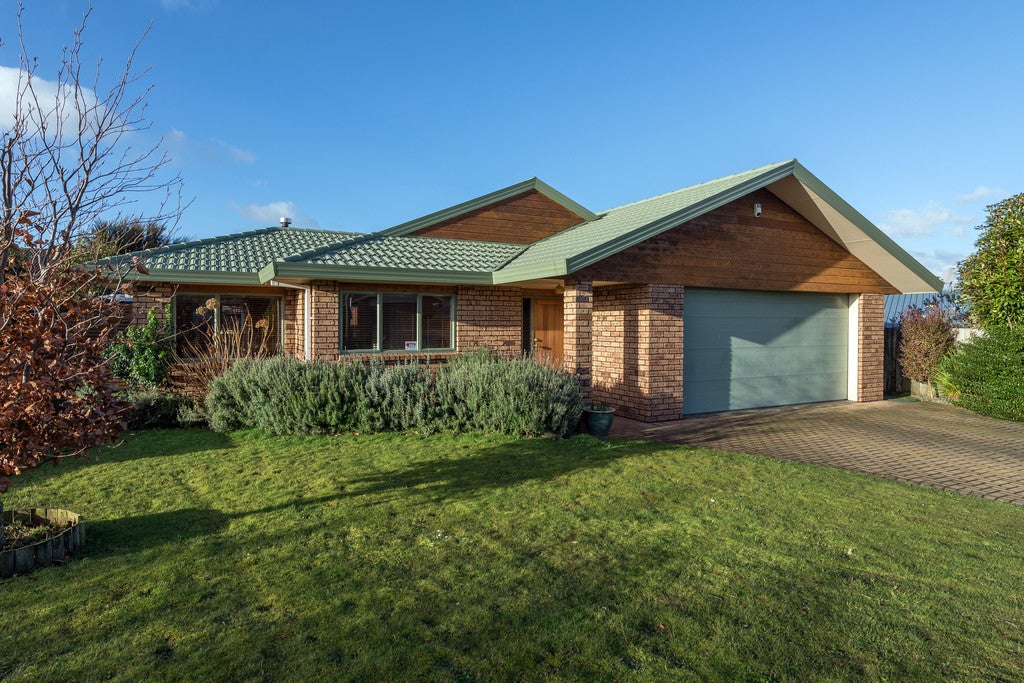 57 Hodgkins Street, Pukehangi, Rotorua - Carousel 2