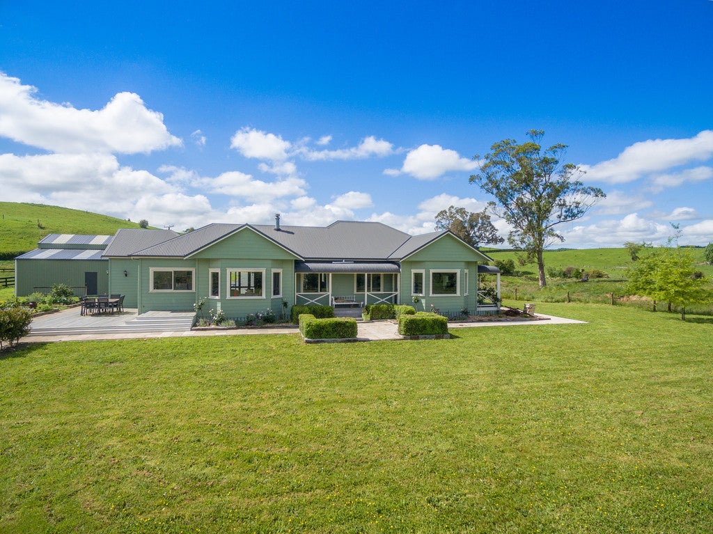 42 Kiwi Road, Puketotara, Te Awamutu - Carousel 1