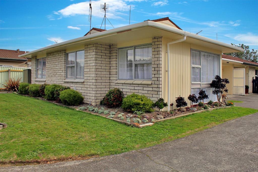 23 Erin Street, Hokowhitu, Palmerston North - Carousel 1