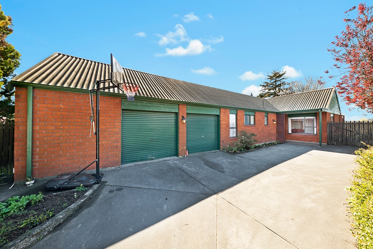 48B Dunbarton Street, Redwood, Christchurch - Carousel 1