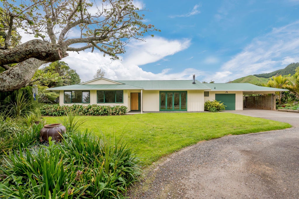 33 Mokena Kohere Street, Manakau, Levin - Carousel 2