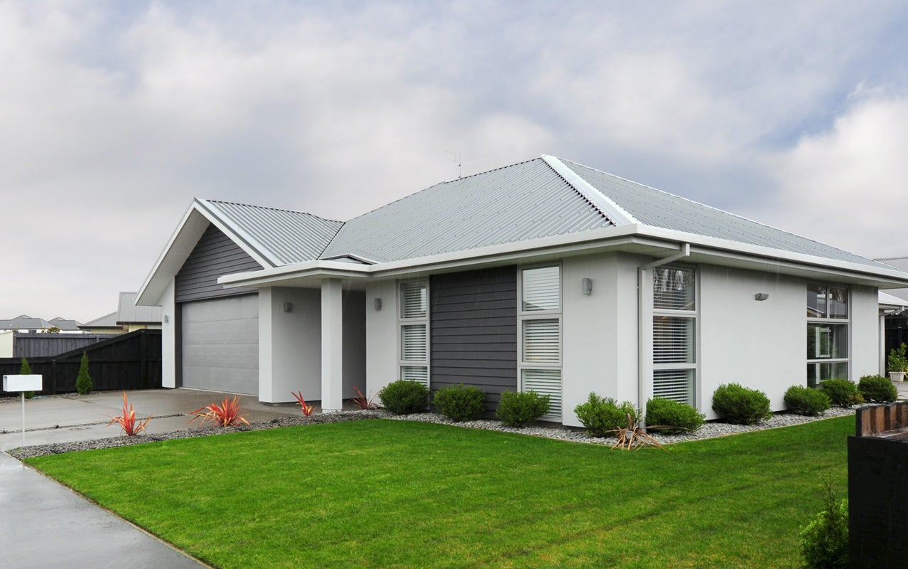 33 Somerville Crescent, Aidanfield, Christchurch - Carousel 26