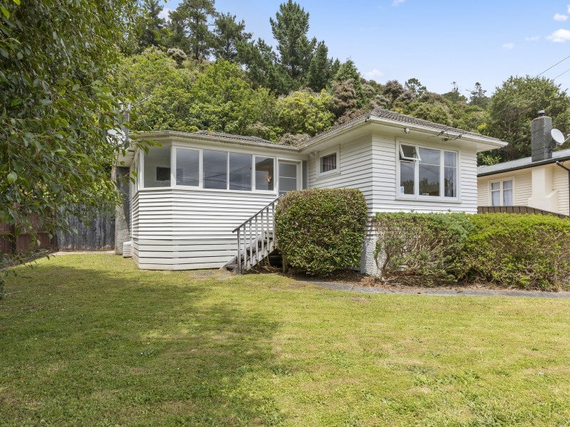 78 Hine Road, Wainuiomata, Lower Hutt - Carousel 1