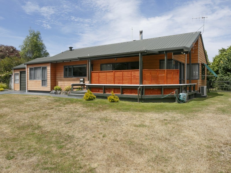 3 Gibbs Place, Kinloch, Taupo - Carousel 1