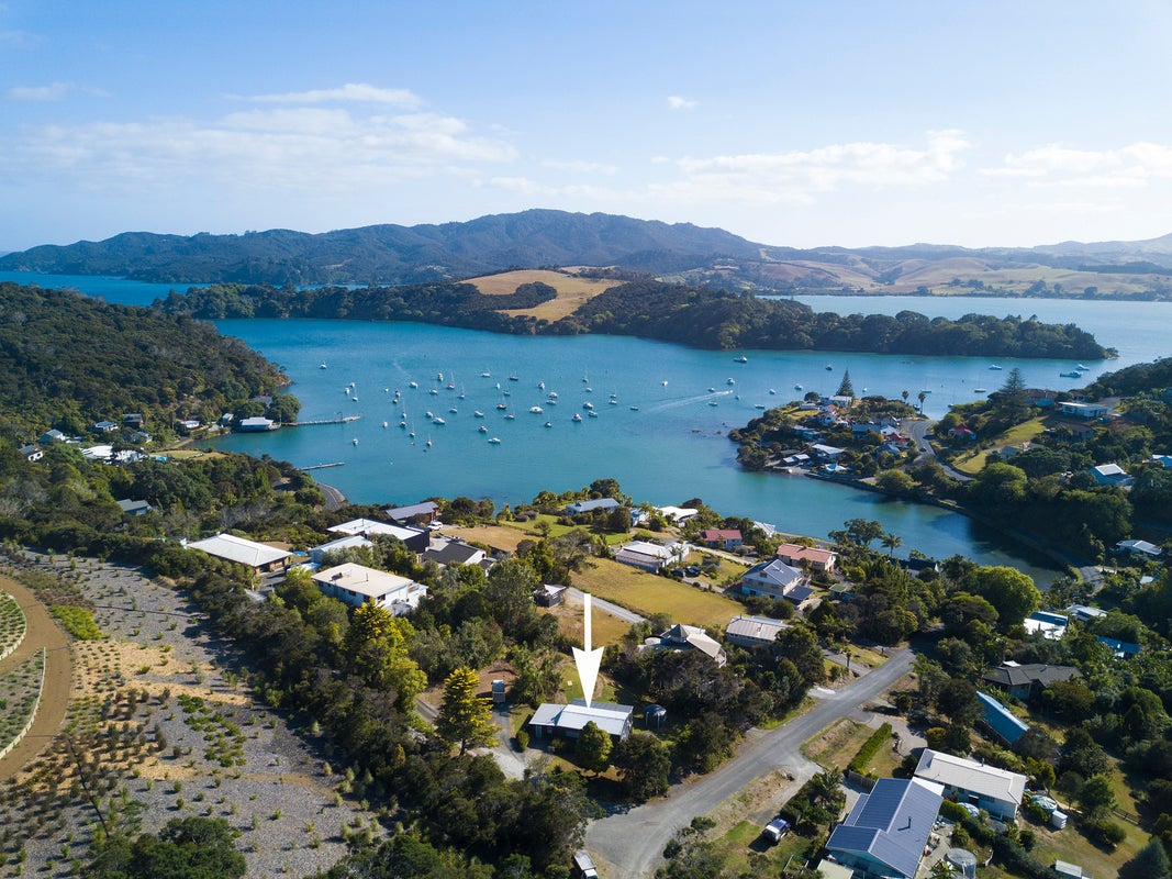 24 Richmond Road, Mangonui, Mangonui - Carousel 1