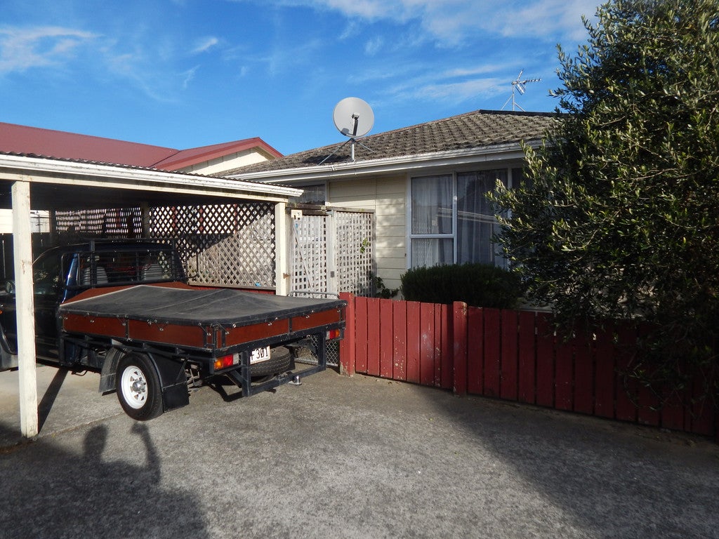2/73 Randwick Crescent, Moera, Lower Hutt - Carousel 10