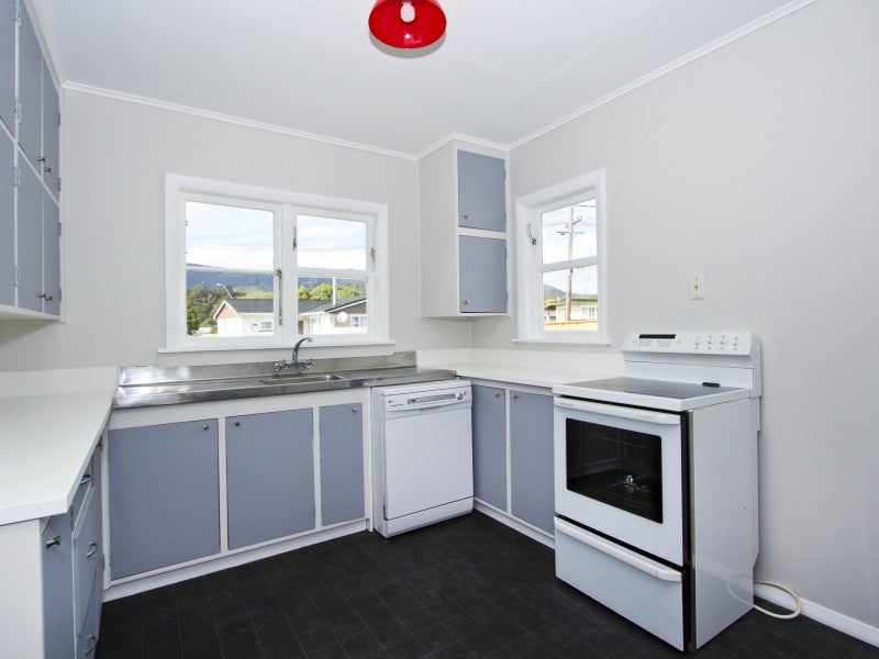 2 Short Street, Wainuiomata, Lower Hutt - Carousel 2