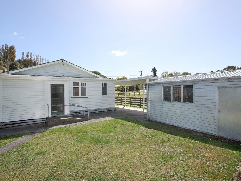 38 Ongo Road, Hunterville - Carousel 2