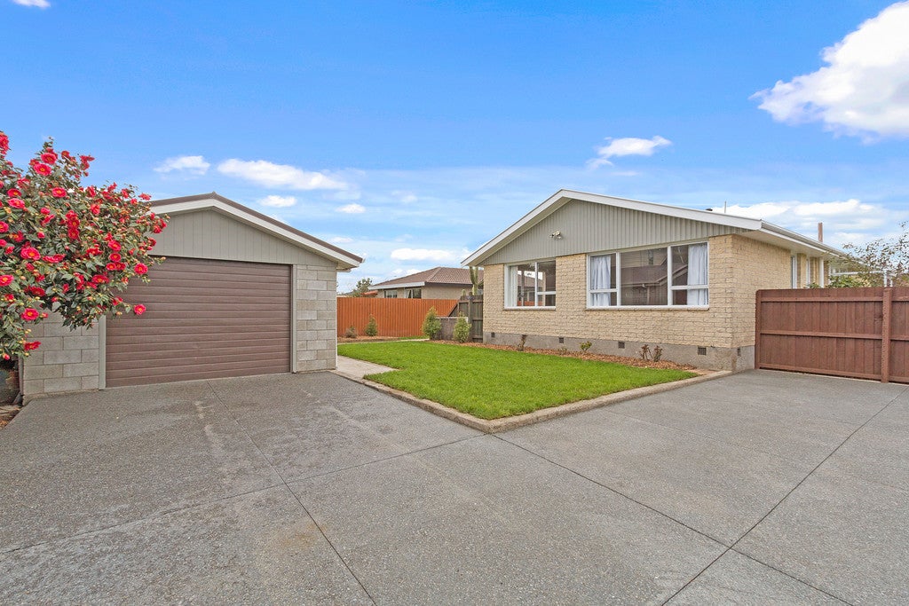 3 Panckhurst Drive, Woodend, Woodend - Carousel 2