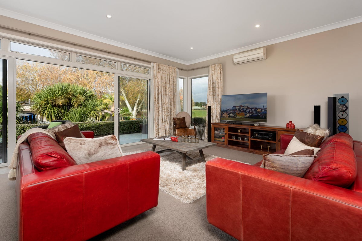 123 St Andrews Drive, Bethlehem, Tauranga - Carousel 2