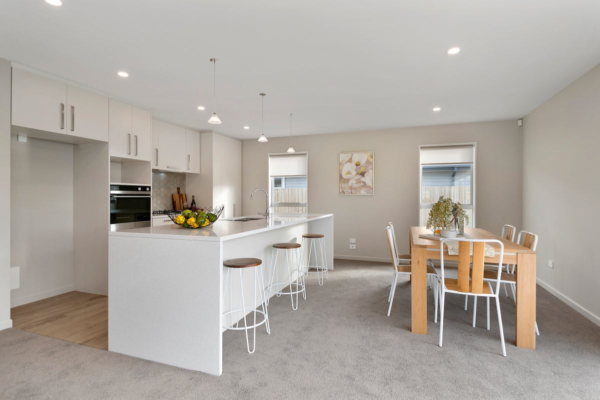 39 Kingsbridge, BURWOOD, CHRISTCHURCH - Carousel 1