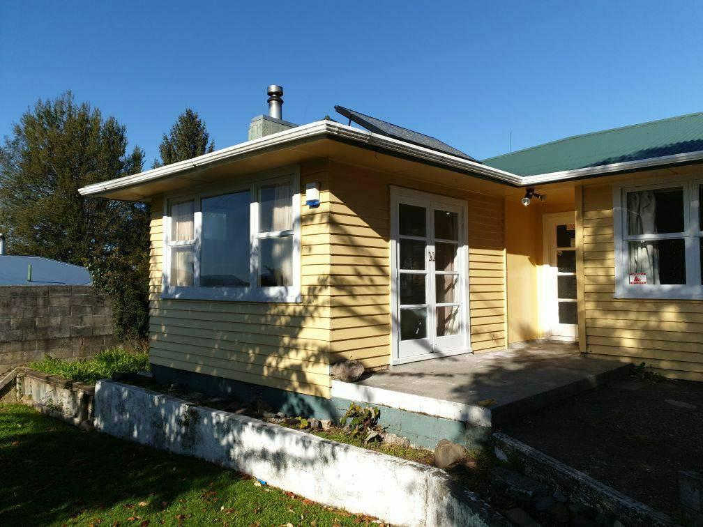38 Thomas Crescent, Western Heights, Rotorua - Carousel 1