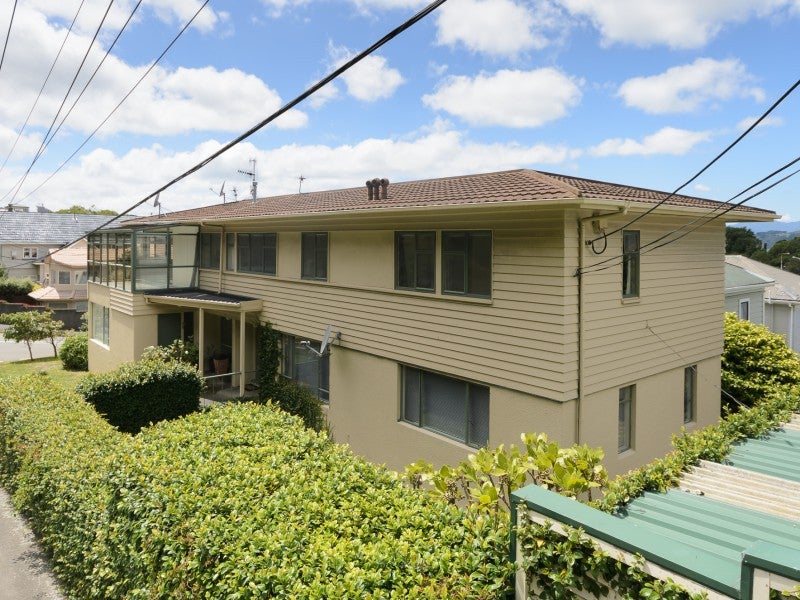 97 Grant Road, Thorndon, Wellington - Carousel 2