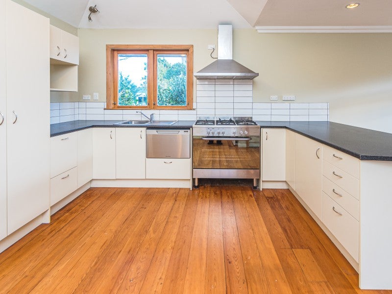 6 Borlase Place, Aramoho, Whanganui - Carousel 2