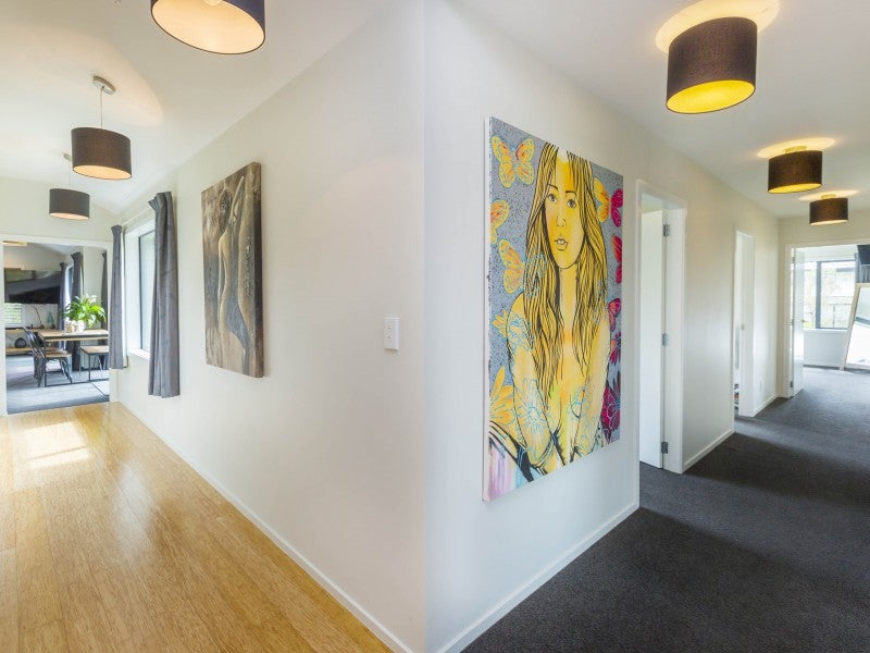 14B Sunstone Crescent, Brown Owl, Upper Hutt - Carousel 2