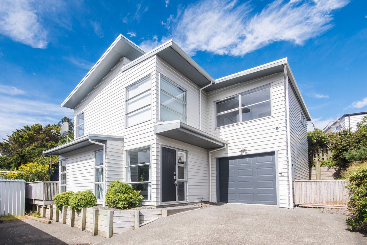 71B Clifford Road, Johnsonville, Wellington - Carousel 1
