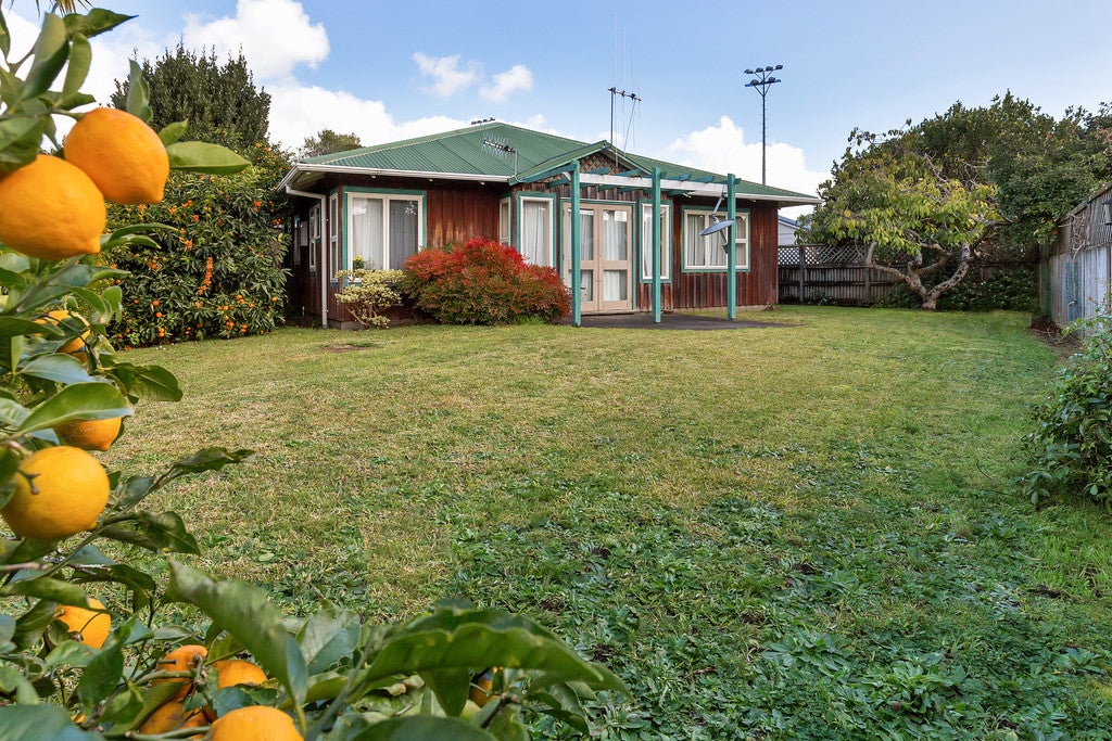 3 Corns Street, Kensington, Whangarei - Carousel 1