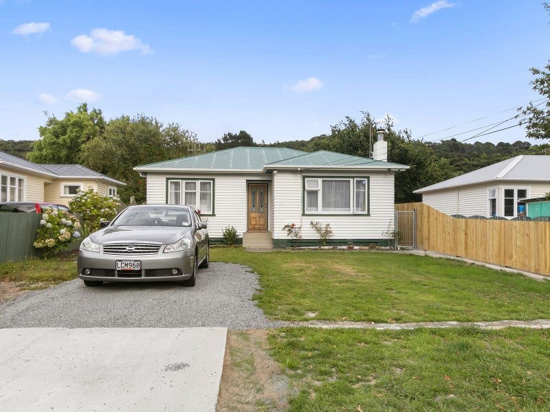 57 Westminster Road, Wainuiomata, Lower Hutt - Carousel 14