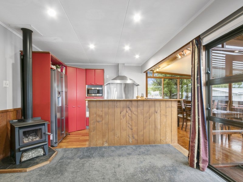 12 Coniston Street, Wainuiomata, Lower Hutt - Carousel 2