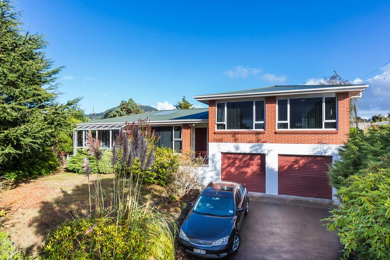 16 Edith Street, Fairfield, Dunedin - Carousel 1