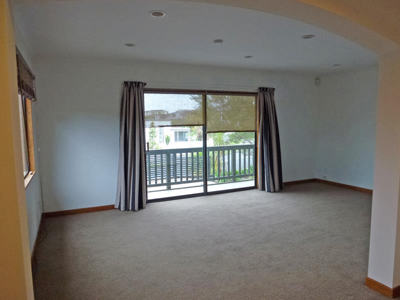 127 Porritt Avenue, Chatswood, Auckland - Carousel 1