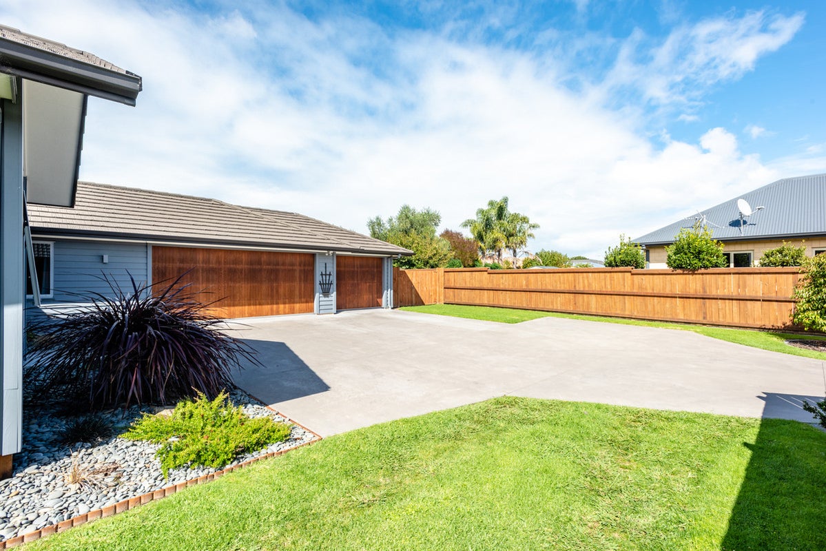 13 Fisher Place, Lytton West, Gisborne - Carousel 29
