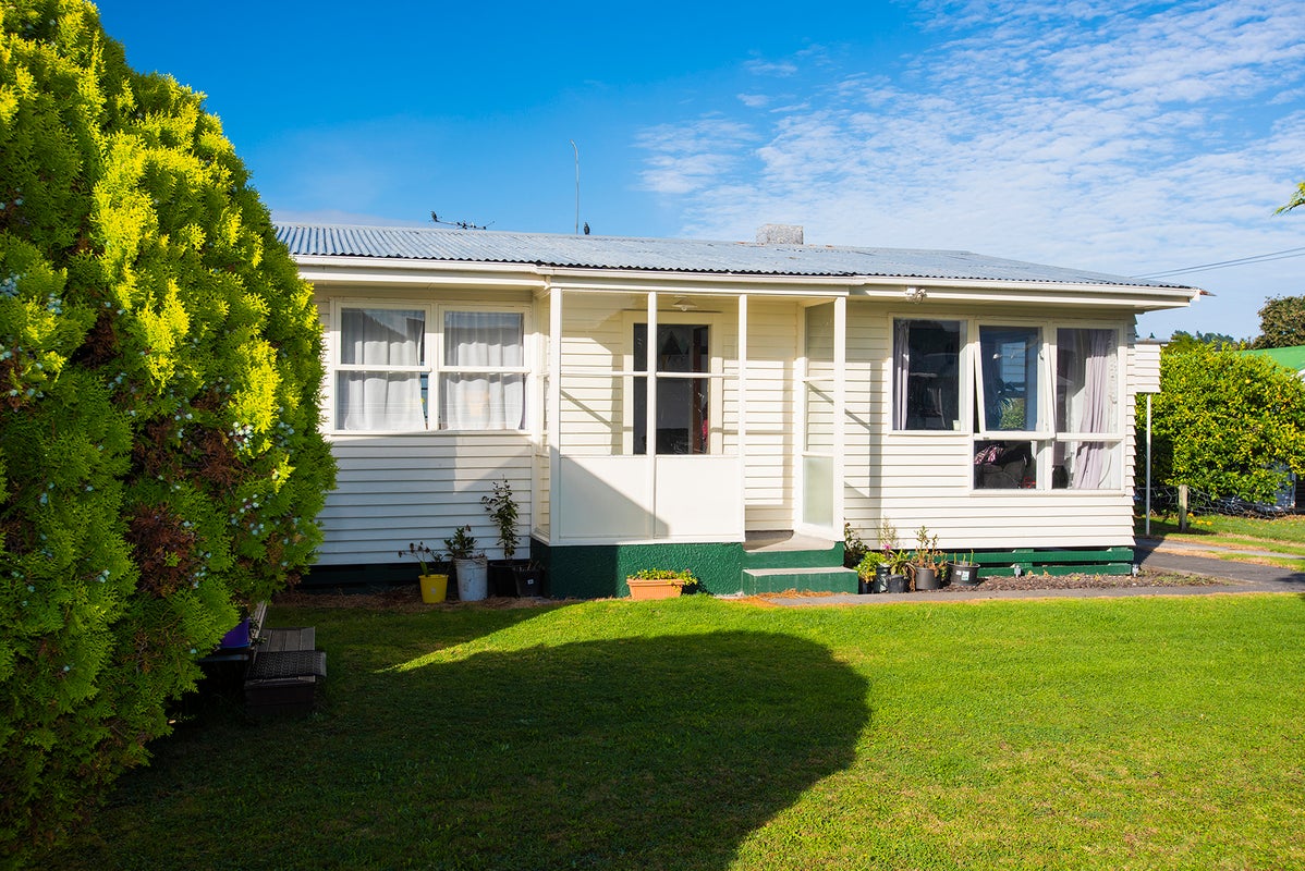 23 Huxley Road, Outer Kaiti, Gisborne - Carousel 2
