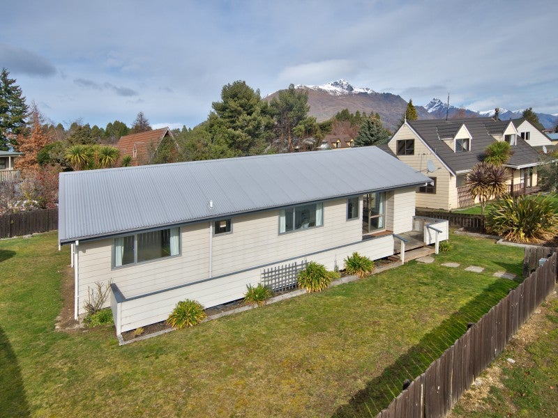 49 Oregon Drive, Kelvin Heights, Queenstown - Carousel 18