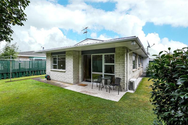 5B Norman ST, Vogeltown, New Plymouth - Carousel 1