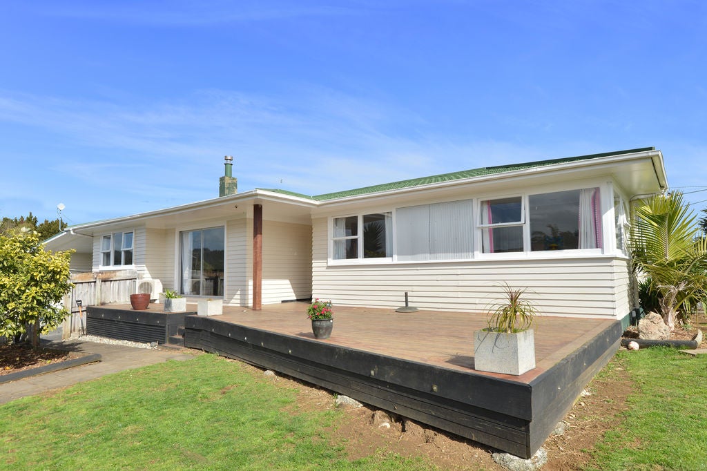 2 Jeeves Place, Tikipunga, Whangarei - Carousel 1