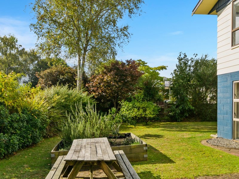 27 Rewarewa Street, Owhata, Rotorua - Carousel 2