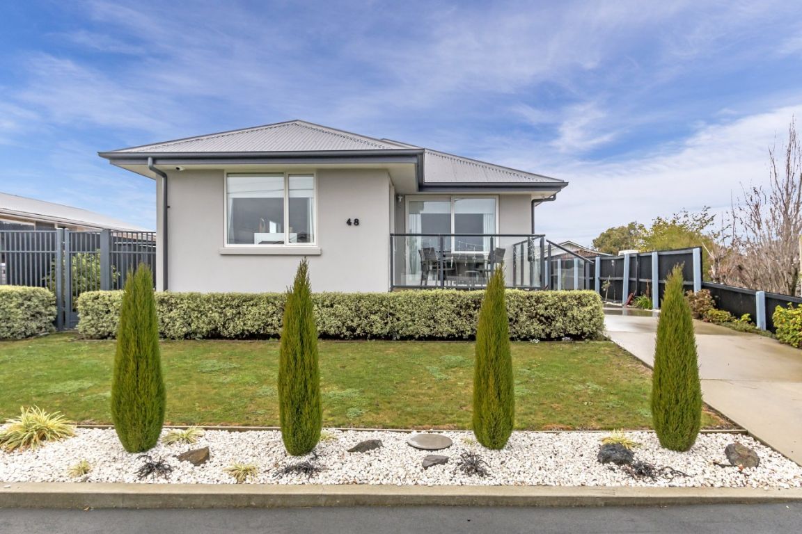 48 Sandown Crescent, Aranui, Christchurch - Carousel 1