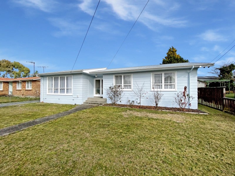 15 Euan Street, Mangakakahi, Rotorua - Carousel 1